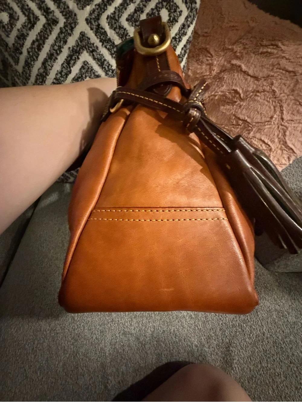 GUC Beautiful Dooney & Bourke Retired Large Stanwich Florentine Satchel